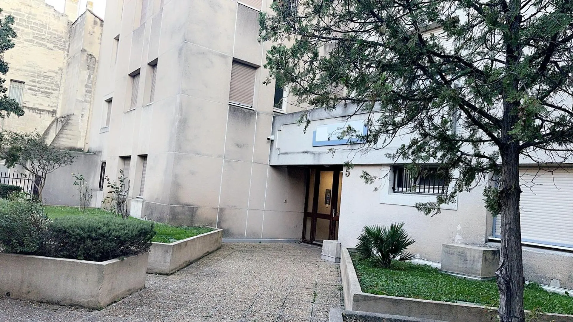 דירה אביניון Joli Appartement Au Coeur De La Ville