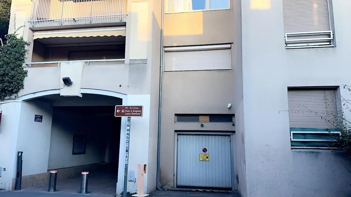 אביניון Joli Appartement Au Coeur De La Ville
