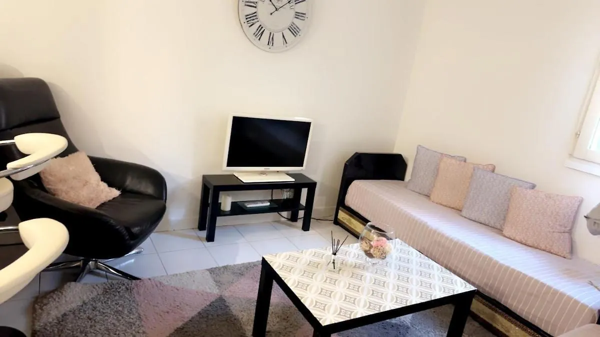 אביניון Joli Appartement Au Coeur De La Ville