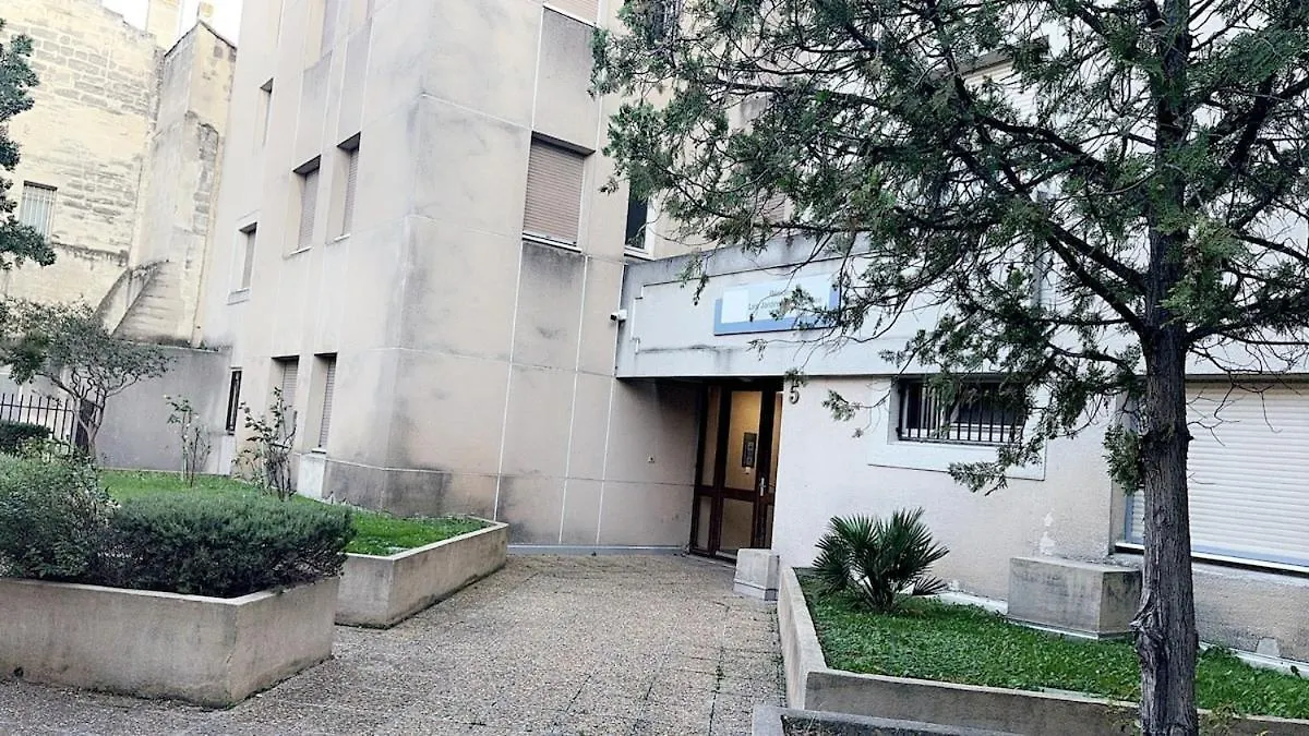 אביניון Joli Appartement Au Coeur De La Ville 0*,  צרפת