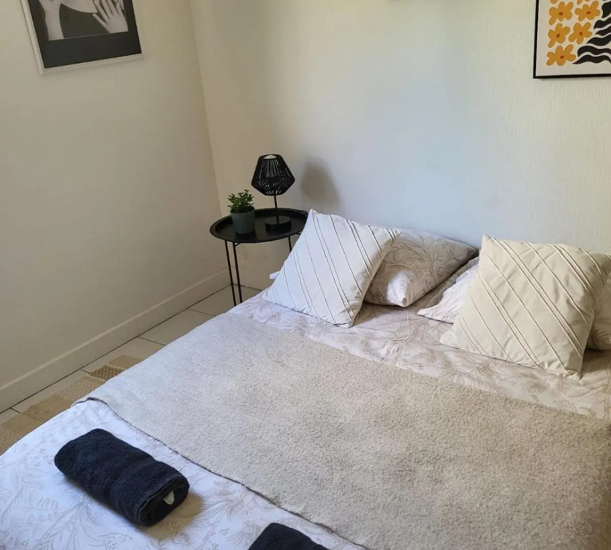 דירה אביניון Joli Appartement Au Coeur De La Ville